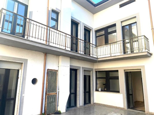 negozio in vendita a Viareggio in zona Don Bosco