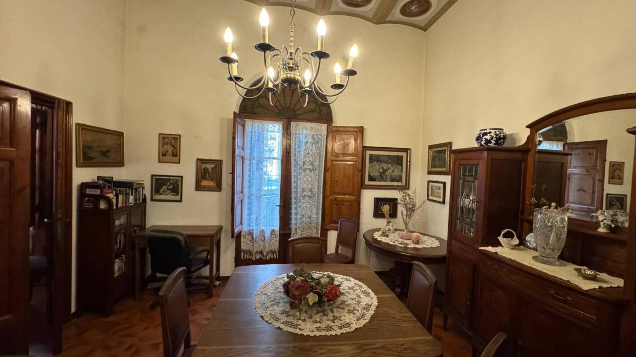 casa indipendente in vendita a Viareggio in zona Centro Storico