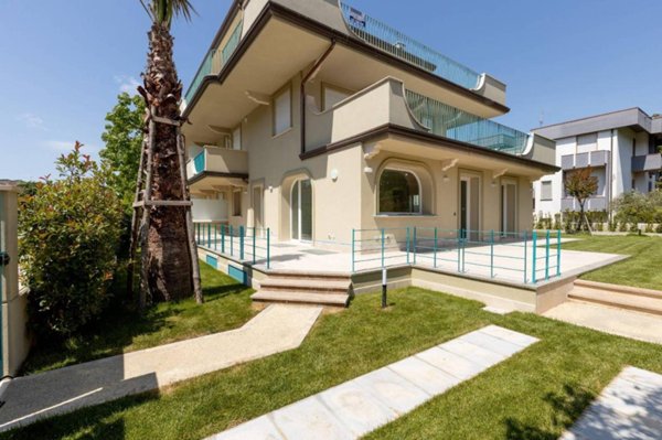 appartamento in vendita a Viareggio