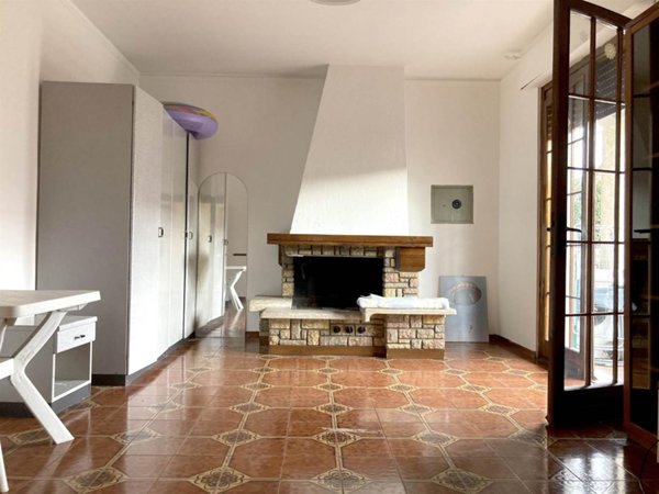 casa indipendente in vendita a Viareggio