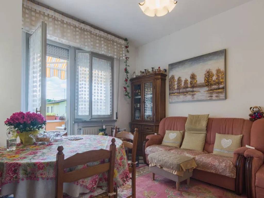 appartamento in vendita a Viareggio in zona Torre del Lago