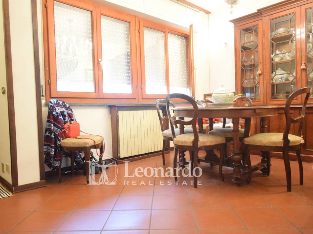 casa indipendente in vendita a Viareggio in zona Campo d'Aviazione