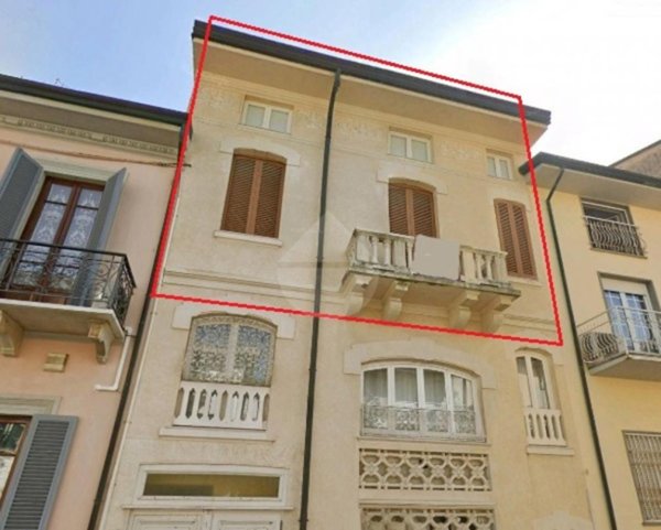 appartamento in vendita a Viareggio