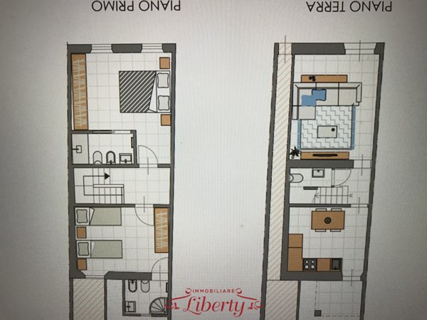 casa indipendente in vendita a Viareggio