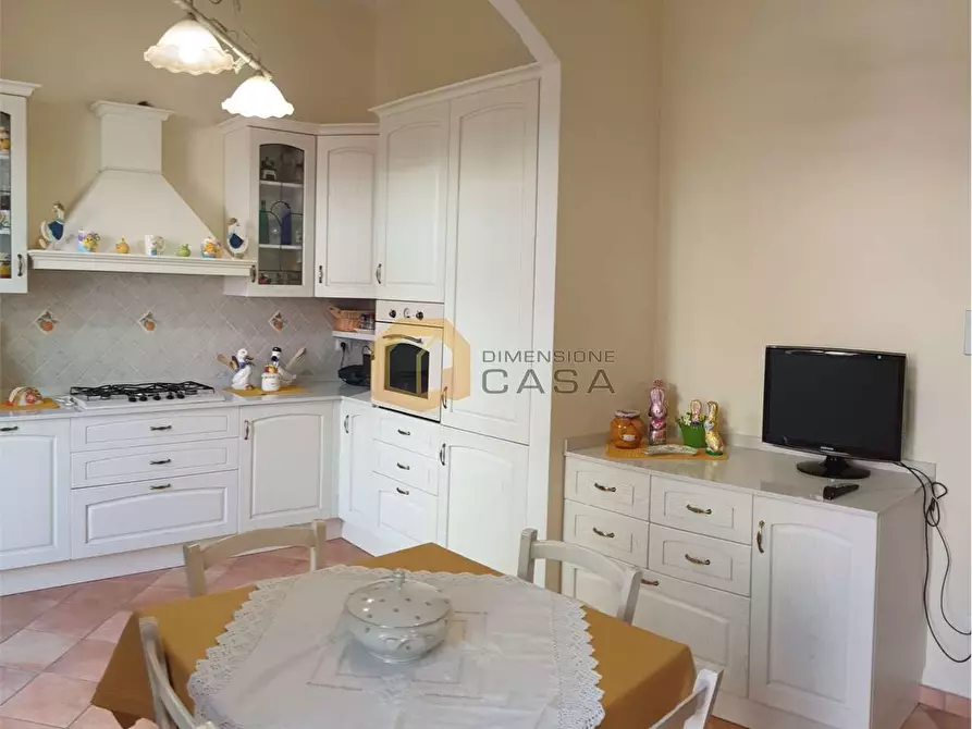 casa indipendente in vendita a Viareggio