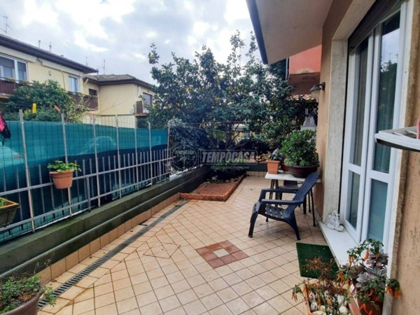 appartamento in vendita a Viareggio in zona Torre del Lago
