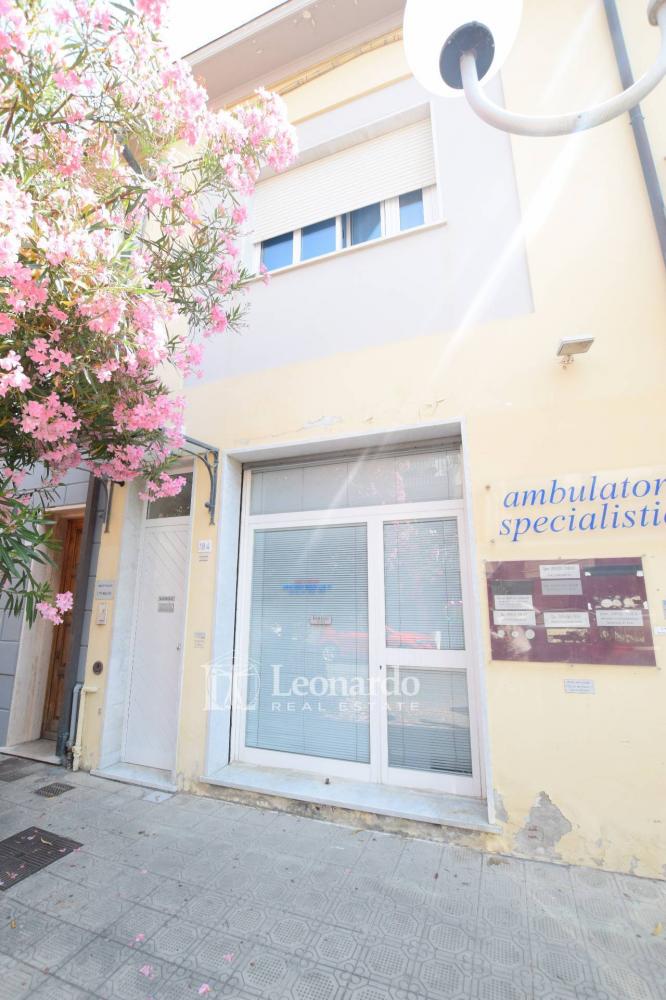 ufficio in vendita a Viareggio in zona Centro Storico