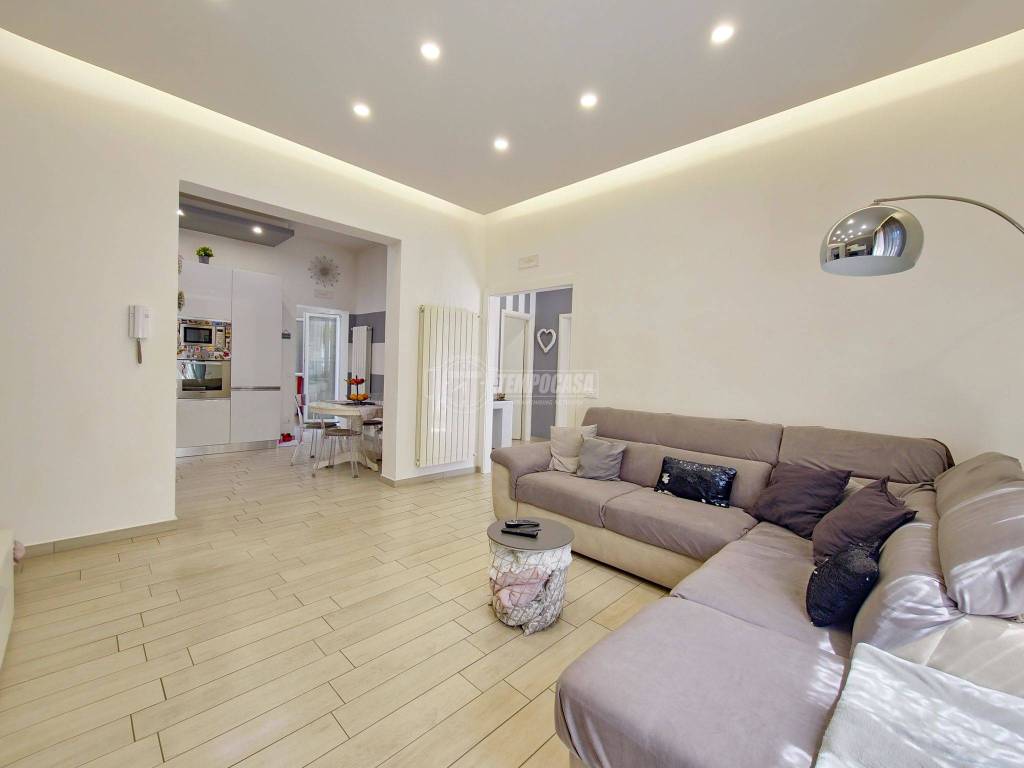 casa indipendente in vendita a Viareggio in zona Migliarina