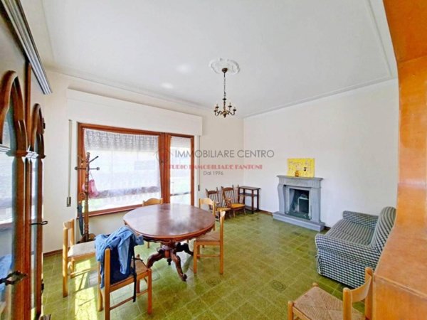 casa indipendente in vendita a Viareggio in zona Migliarina