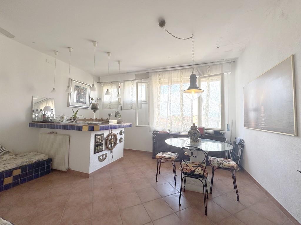 appartamento in vendita a Viareggio in zona Torre del Lago