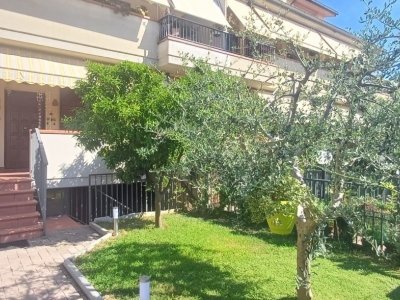 appartamento in vendita a Viareggio