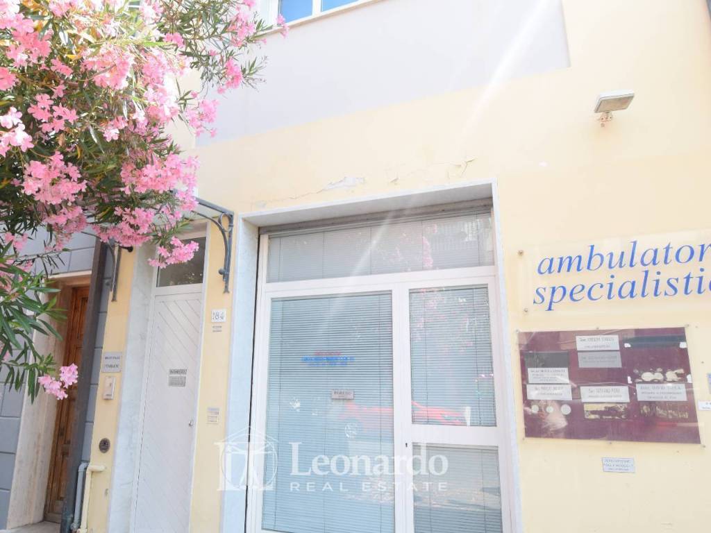 ufficio in vendita a Viareggio in zona Centro Storico