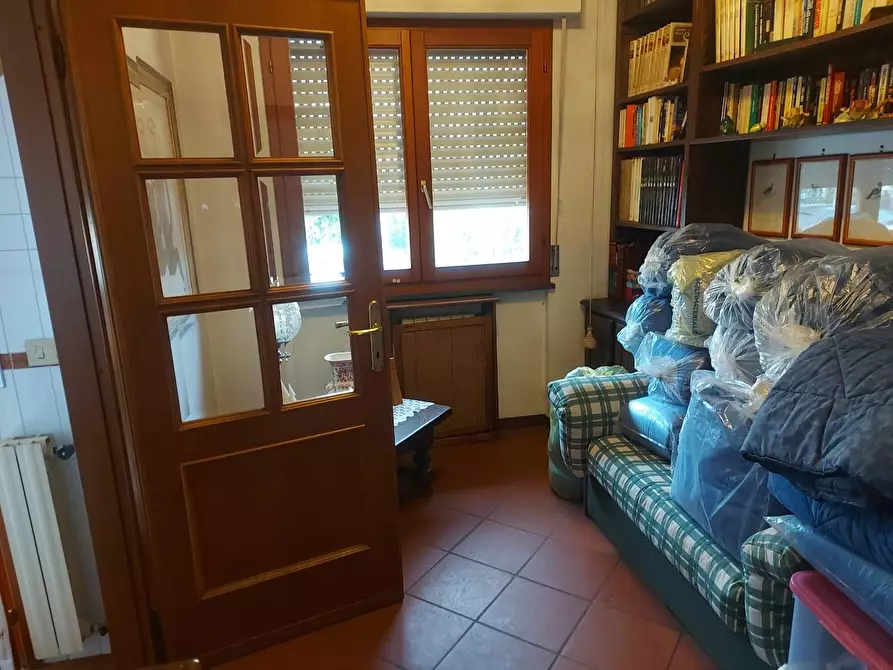 casa indipendente in vendita a Viareggio in zona Campo d'Aviazione