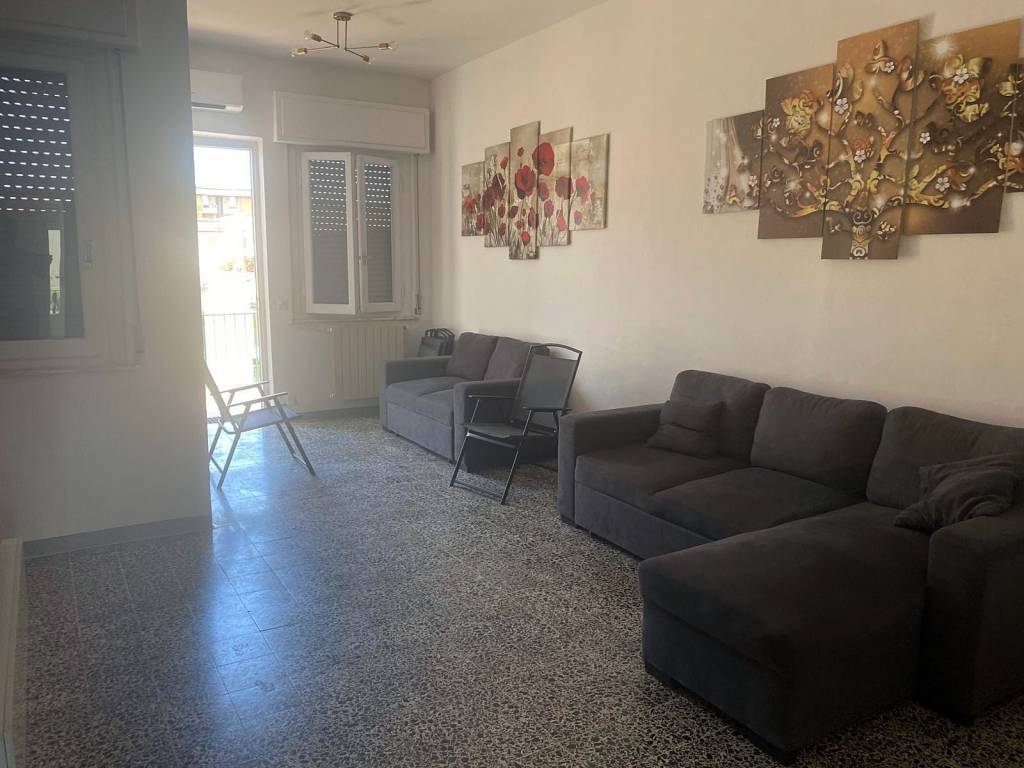 appartamento in vendita a Viareggio in zona Migliarina