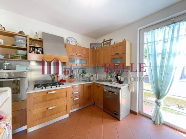 appartamento in vendita a Viareggio in zona Campo d'Aviazione