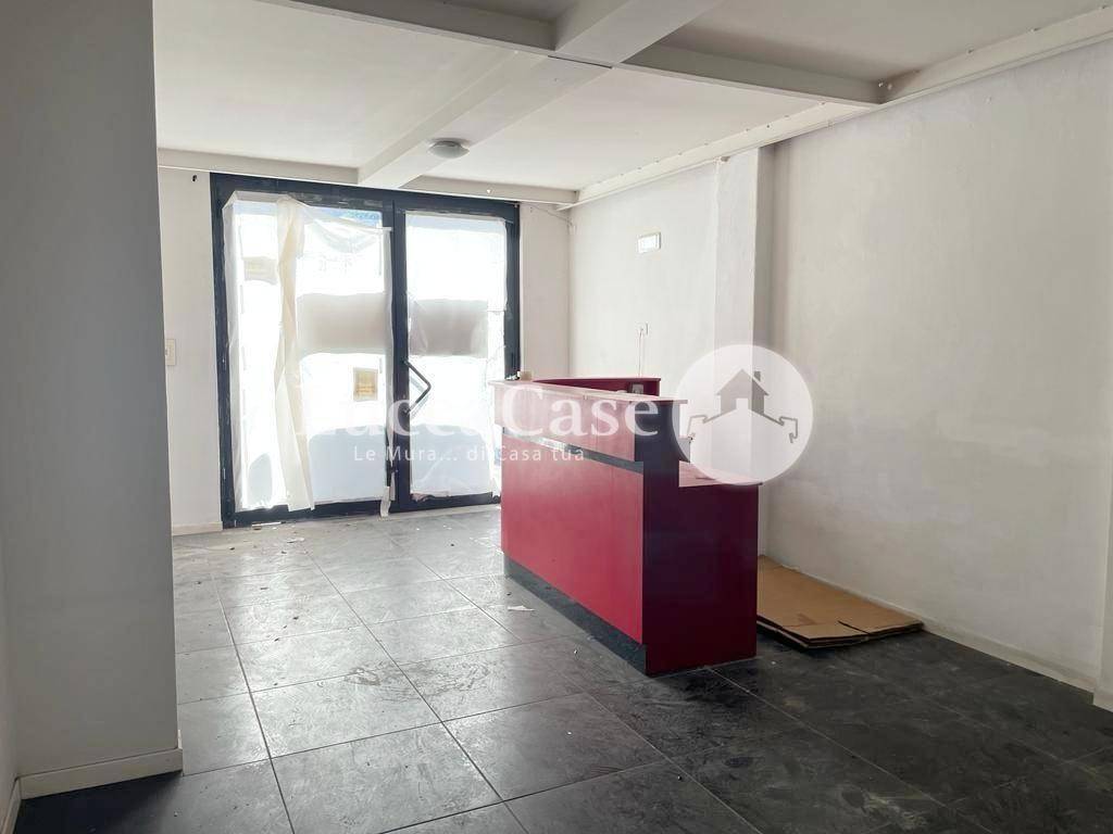 negozio in vendita a Viareggio