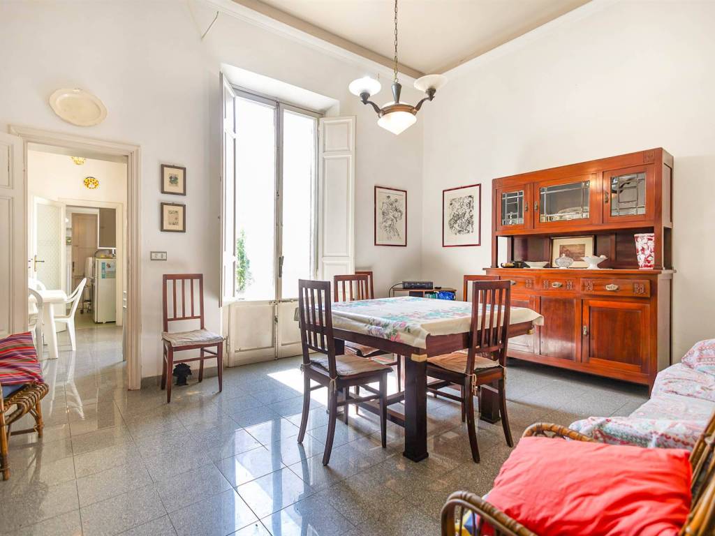 casa indipendente in vendita a Viareggio in zona Centro Storico