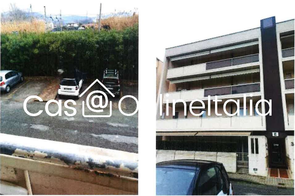 appartamento in vendita a Viareggio in zona Marco Polo