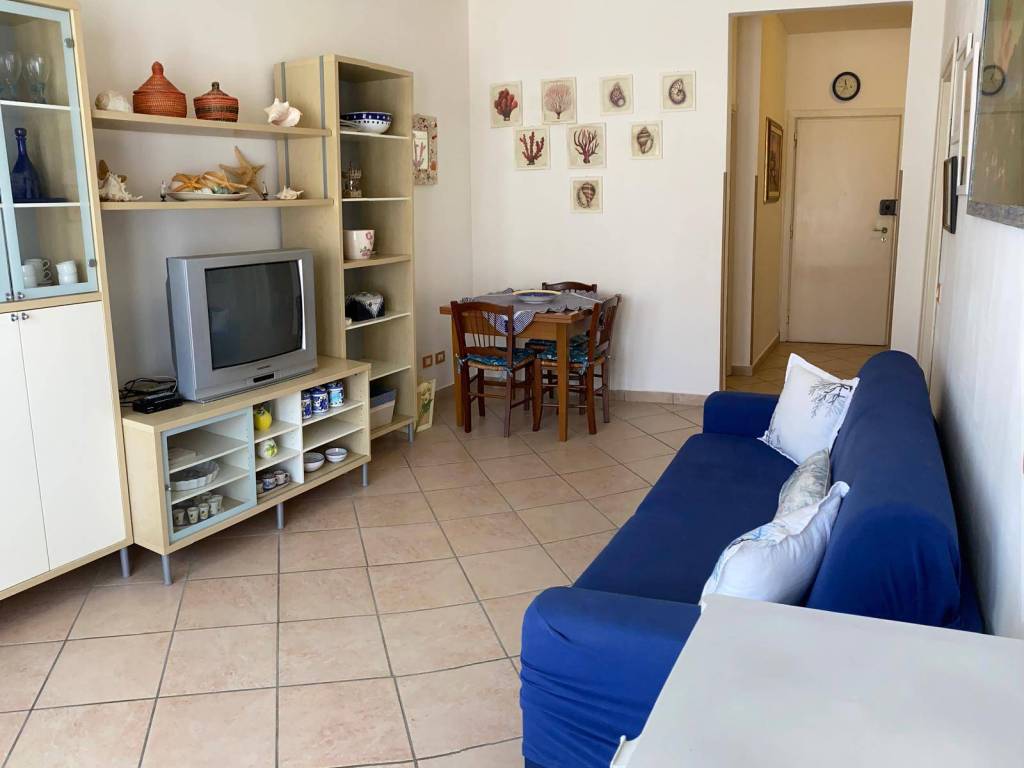 appartamento in vendita a Viareggio in zona Marco Polo