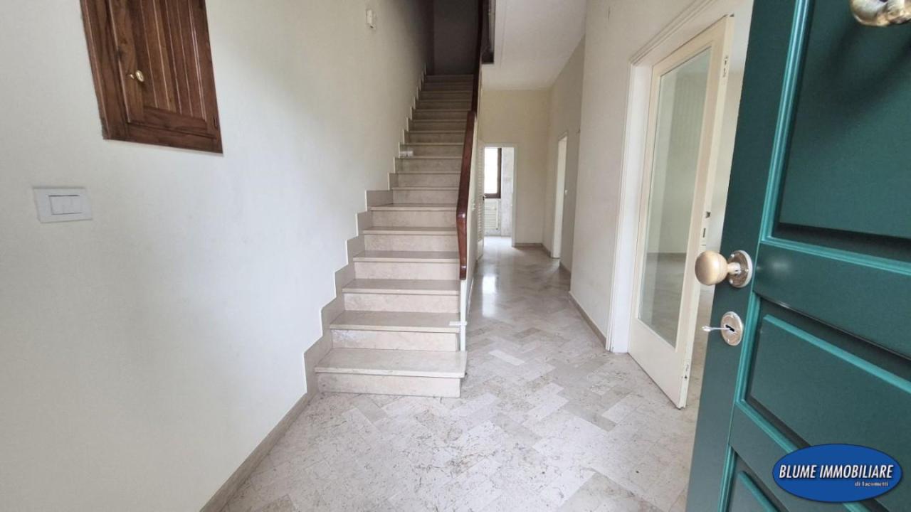 casa indipendente in vendita a Viareggio in zona Don Bosco