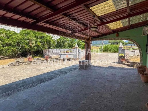 casa indipendente in vendita a Viareggio in zona Migliarina