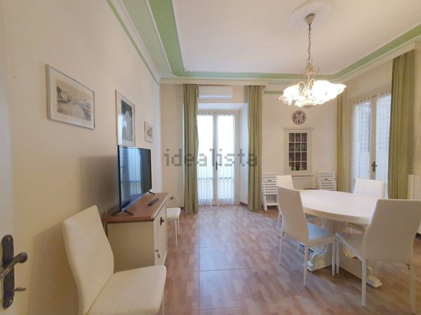 casa indipendente in vendita a Viareggio