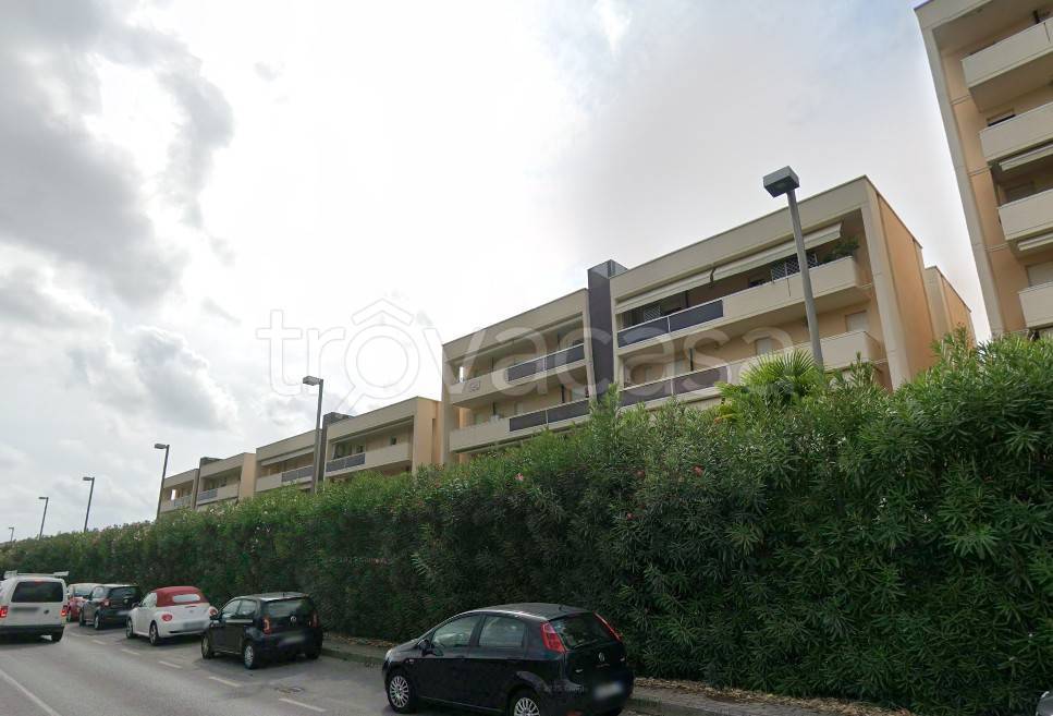 appartamento in vendita a Viareggio in zona Marco Polo