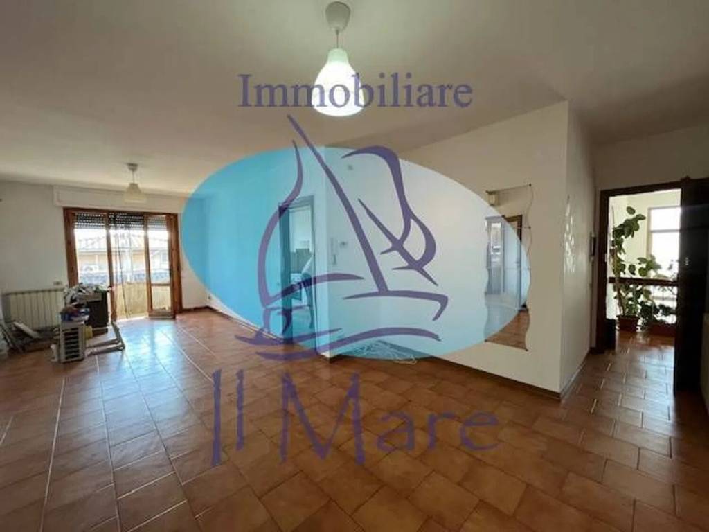 appartamento in vendita a Viareggio in zona Migliarina