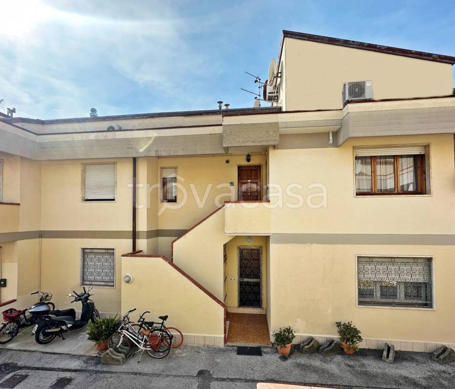 appartamento in vendita a Viareggio in zona Torre del Lago