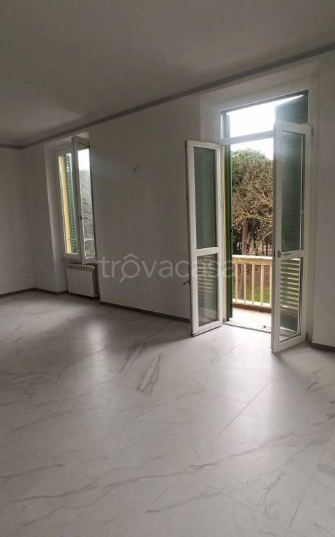 appartamento in vendita a Viareggio in zona Marco Polo