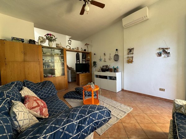 casa indipendente in vendita a Viareggio in zona Campo d'Aviazione