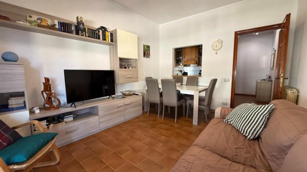 appartamento in vendita a Viareggio in zona Campo d'Aviazione