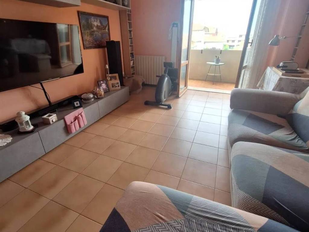 appartamento in vendita a Viareggio in zona Migliarina