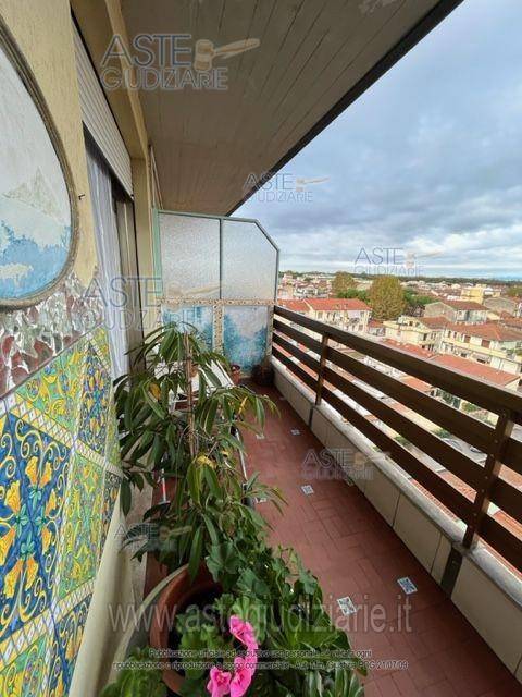 appartamento in vendita a Viareggio
