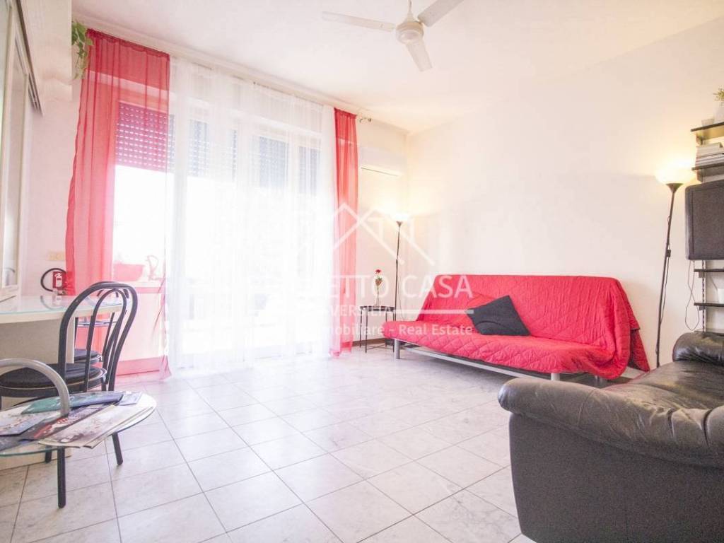 appartamento in vendita a Viareggio in zona Campo d'Aviazione