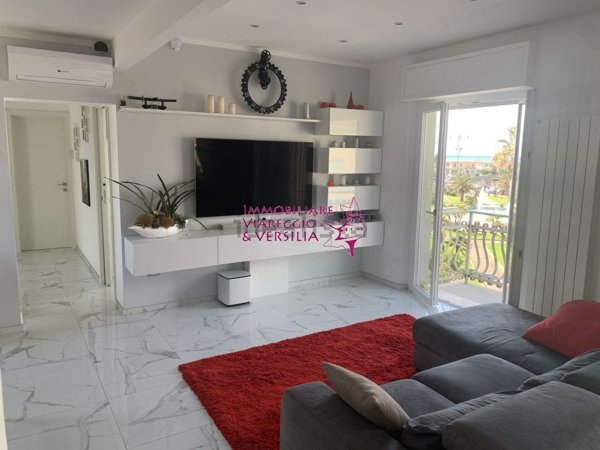 appartamento in vendita a Viareggio