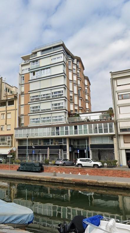 negozio in vendita a Viareggio