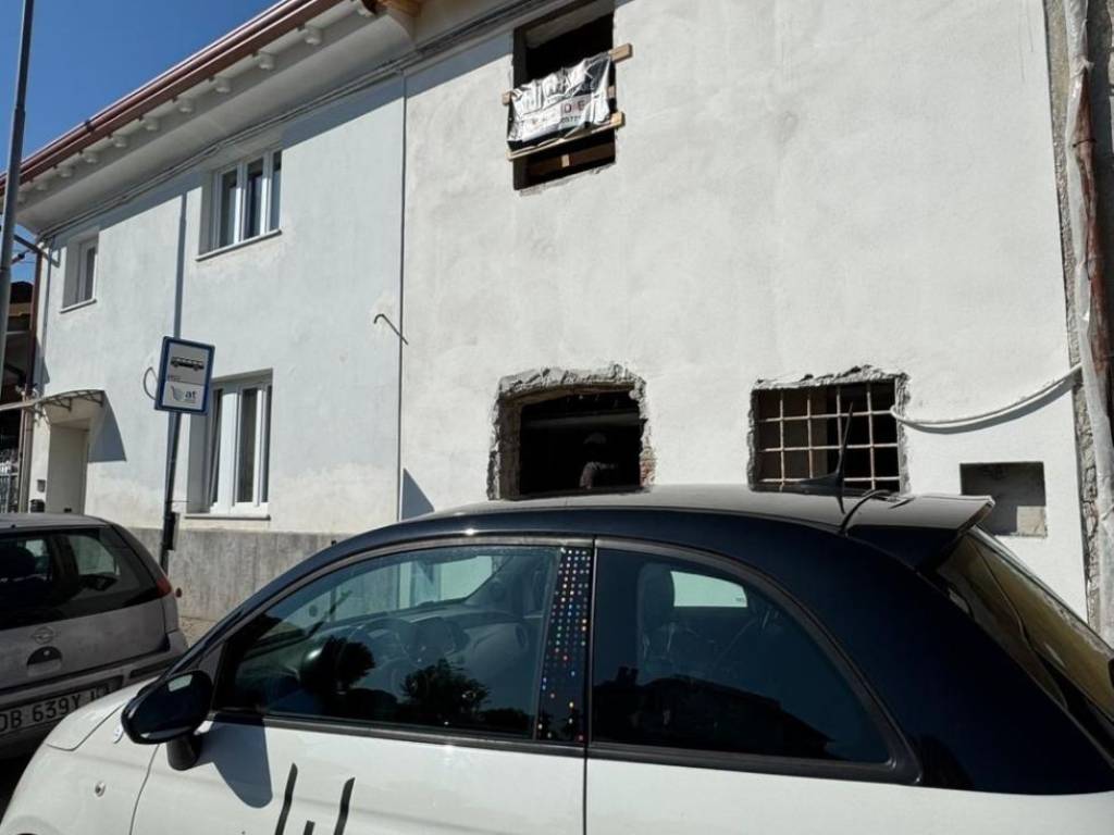 casa indipendente in vendita a Viareggio in zona Torre del Lago