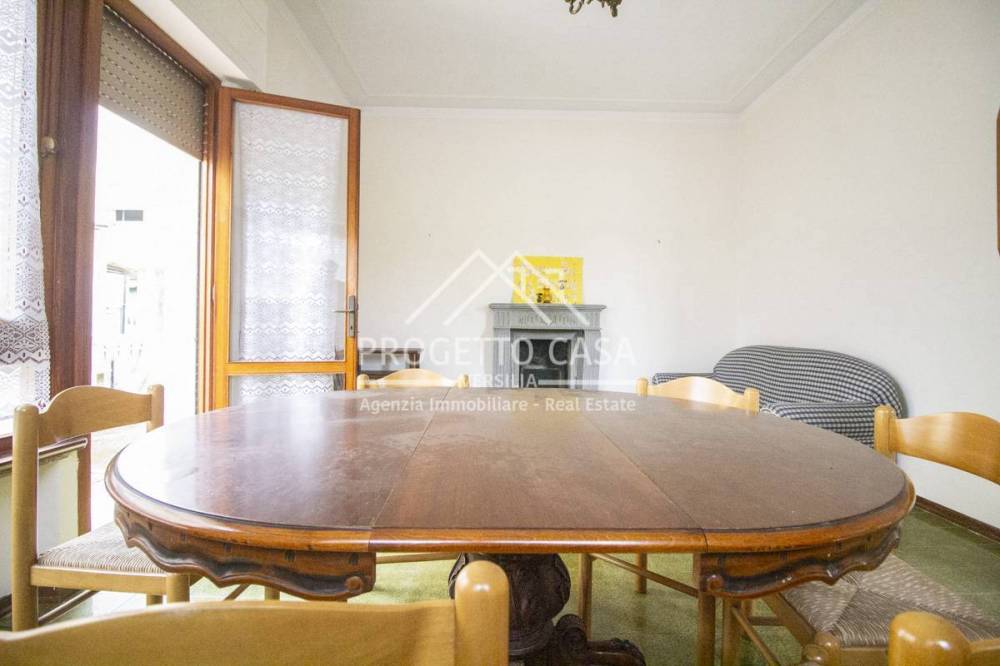 casa indipendente in vendita a Viareggio in zona Migliarina