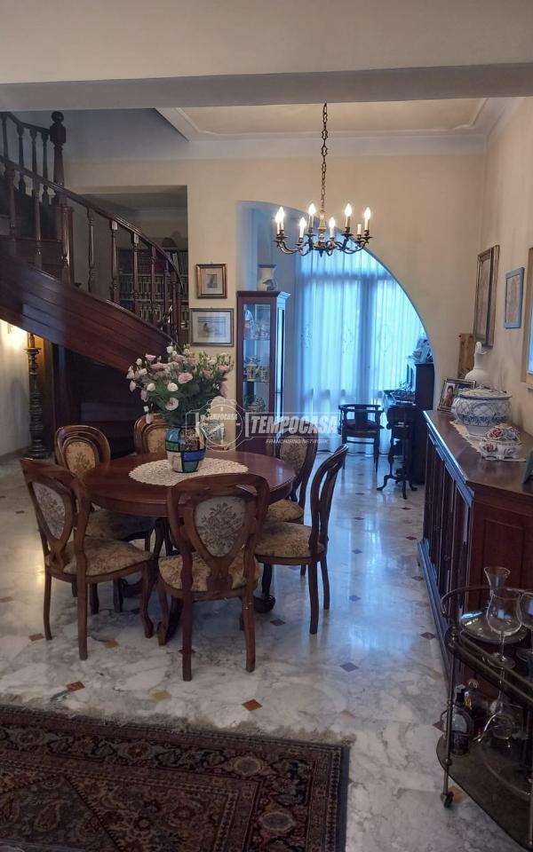 appartamento in vendita a Viareggio