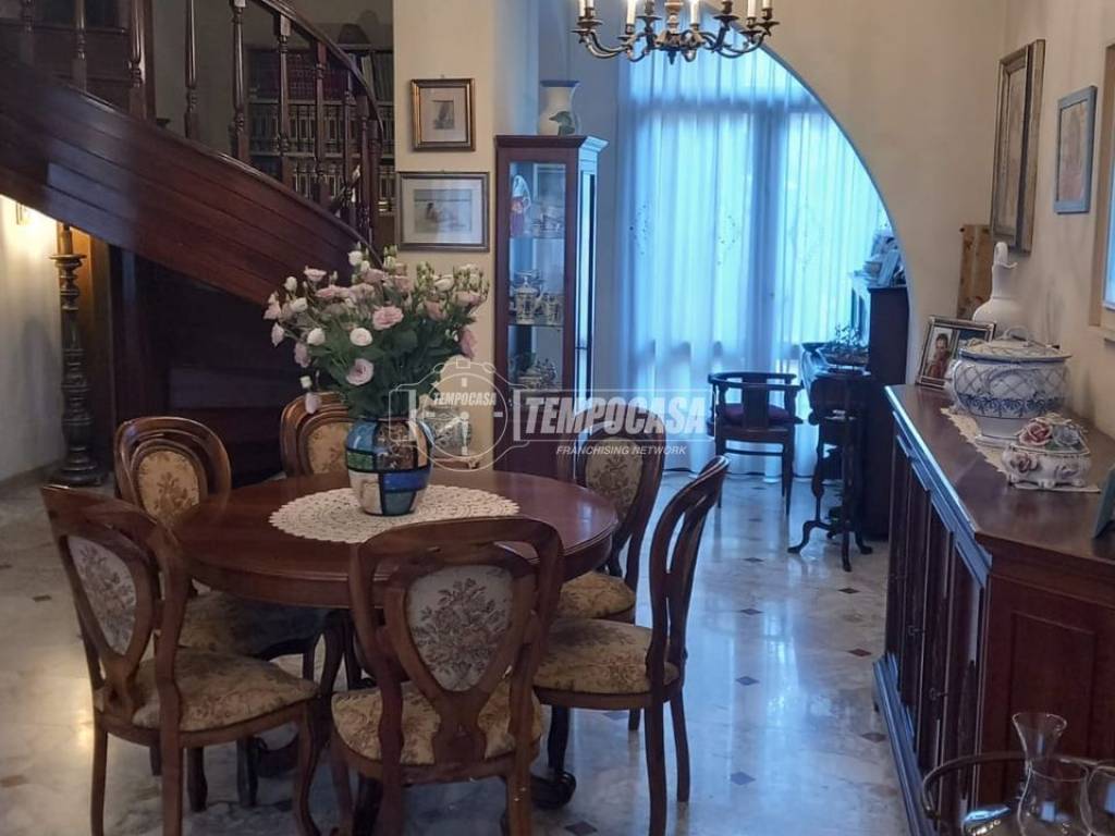 appartamento in vendita a Viareggio