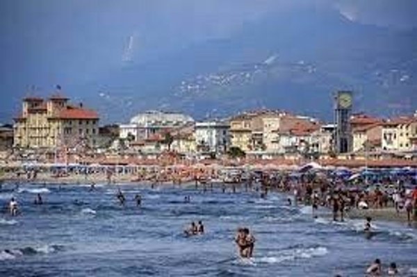 appartamento in vendita a Viareggio