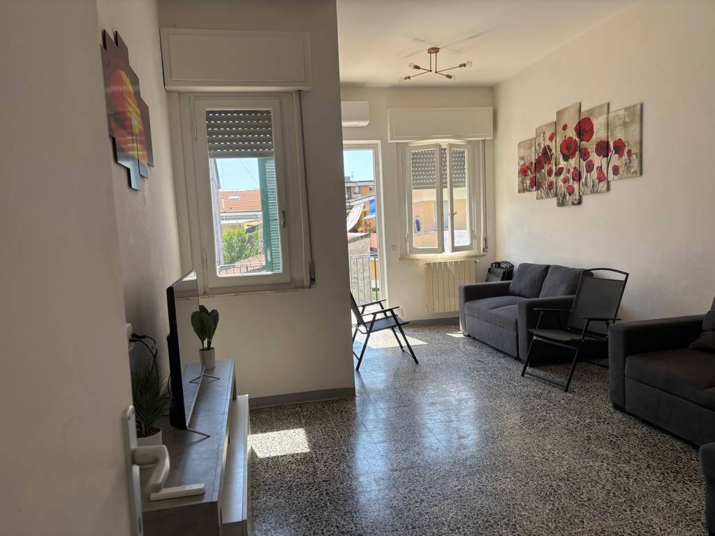 appartamento in vendita a Viareggio in zona Migliarina