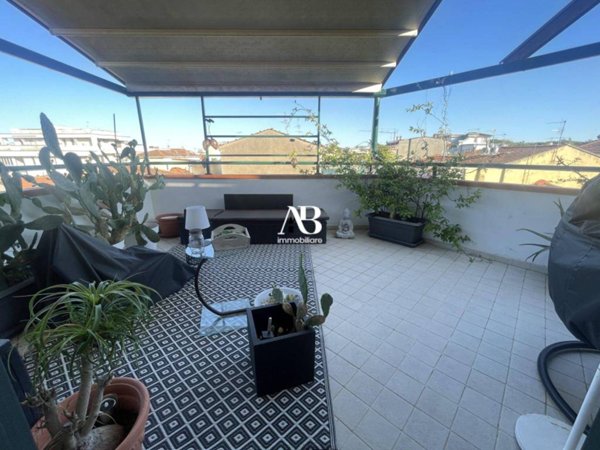 appartamento in vendita a Viareggio in zona Don Bosco