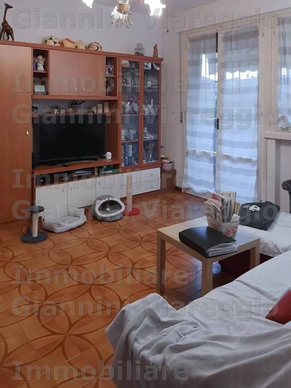 appartamento in vendita a Viareggio in zona Campo d'Aviazione
