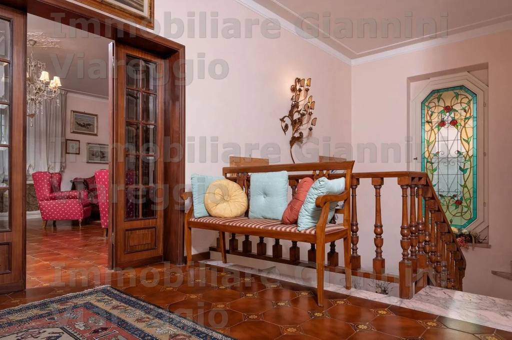 casa indipendente in vendita a Viareggio in zona Campo d'Aviazione