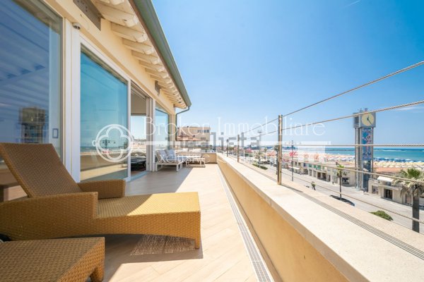 appartamento in vendita a Viareggio