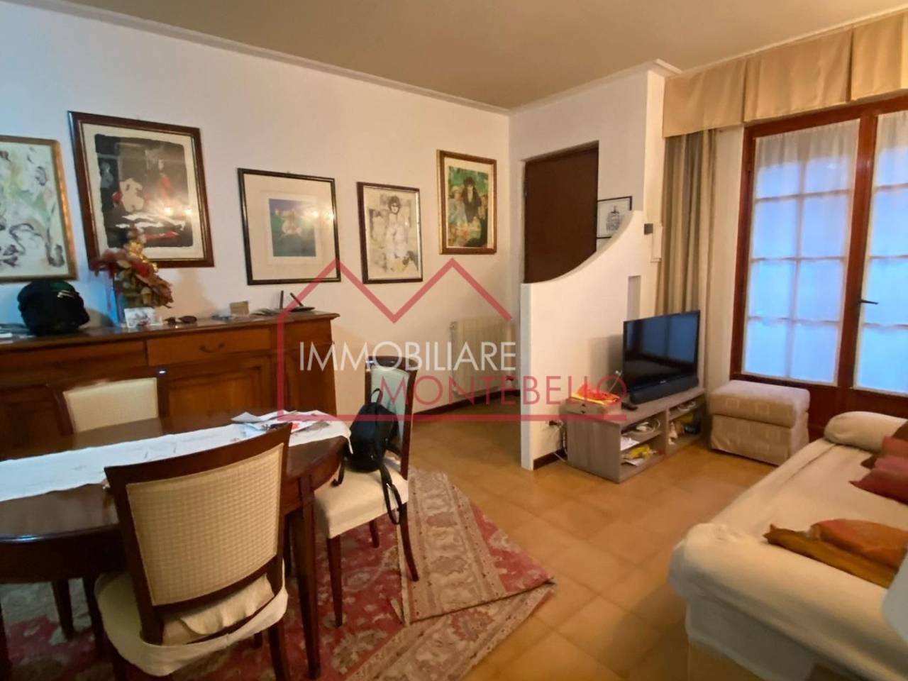 casa indipendente in vendita a Viareggio