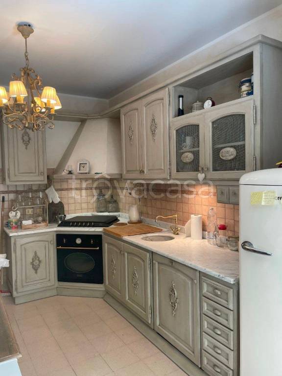 casa indipendente in vendita a Viareggio in zona Torre del Lago