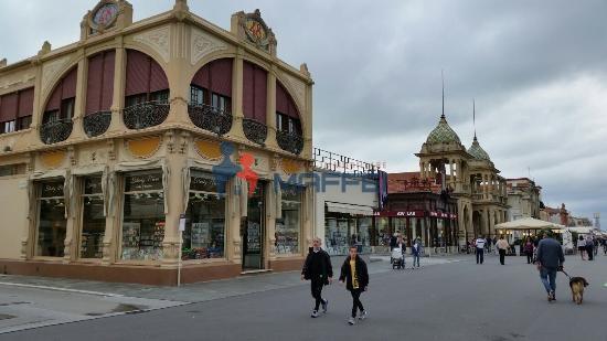 appartamento in vendita a Viareggio in zona Migliarina